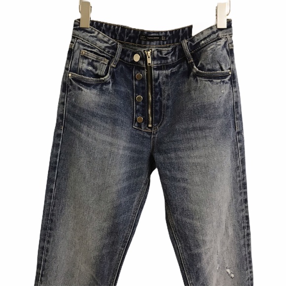 Zara Medium Wash Mid Rise Jeans w/ Turnup Hems NEW - Picture 5 of 12
